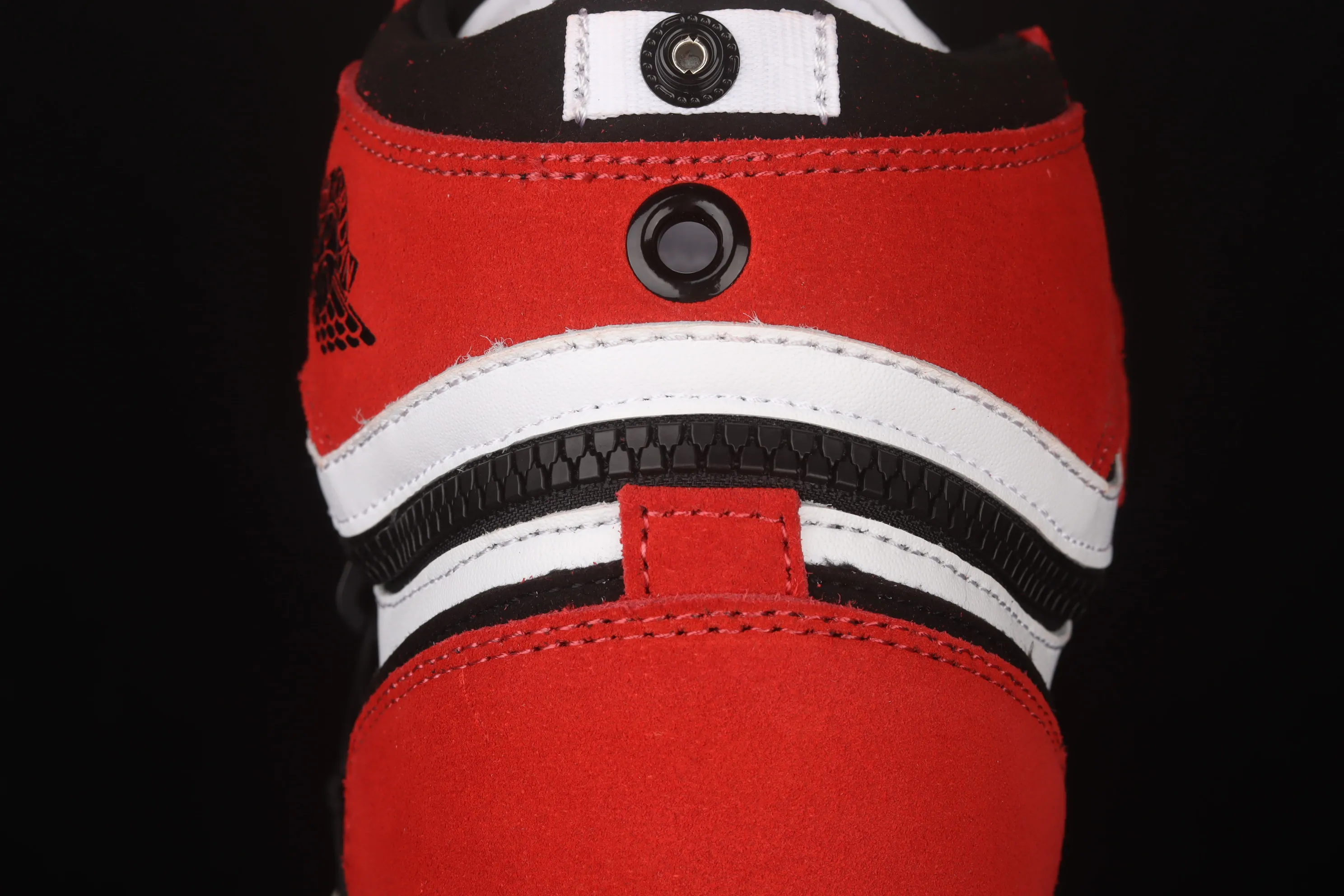 All categories Air Jordan Jordan series basketball shoes Air Jordan 1 High Z version Air Jordan 1 Switch AJ1 Joe 1 burgundy zipper high-top cultural basketball shoes CW6576-700